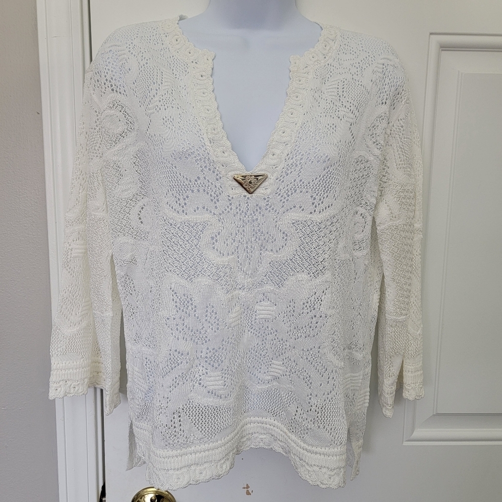 WHBM Silky Slinky White Pointelle Crochet Knit Top 3/4 Sleeve Logo Size XS
